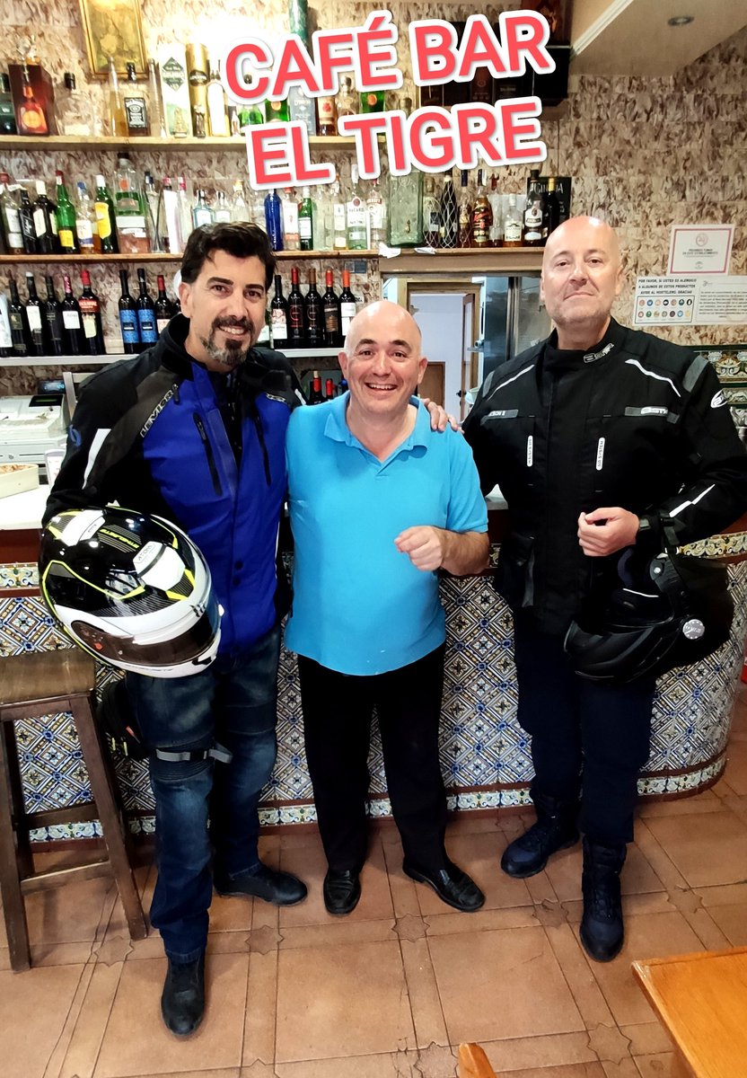 lincerider's tweet photo. Ruta de este domingo 16/OCT/2022: #Málaga - #VélezMálaga - #VentasdeZafarraya - #AlhamadeGranada - #Carabermeja.✌️🐱

#LinceRider 
#BlackBetty 
#BMW
#GS
#GSA
#Adventure
#TripleBlack
#MakeLiveARide 
@RutasMoterasMLG https://t.co/PW7TxirB48