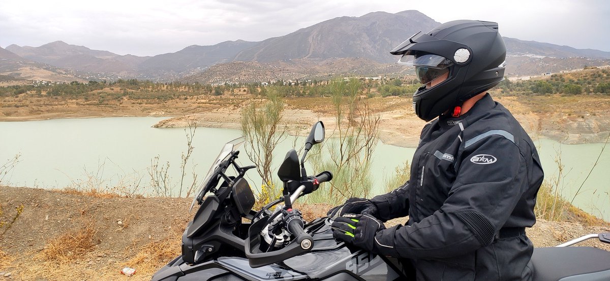 lincerider's tweet photo. Ruta de este domingo 16/OCT/2022: #Málaga - #VélezMálaga - #VentasdeZafarraya - #AlhamadeGranada - #Carabermeja.✌️🐱

#LinceRider 
#BlackBetty 
#BMW
#GS
#GSA
#Adventure
#TripleBlack
#MakeLiveARide 
@RutasMoterasMLG https://t.co/Is1nFMvgC6