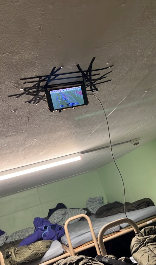 Leroy Rümmeli tweet media