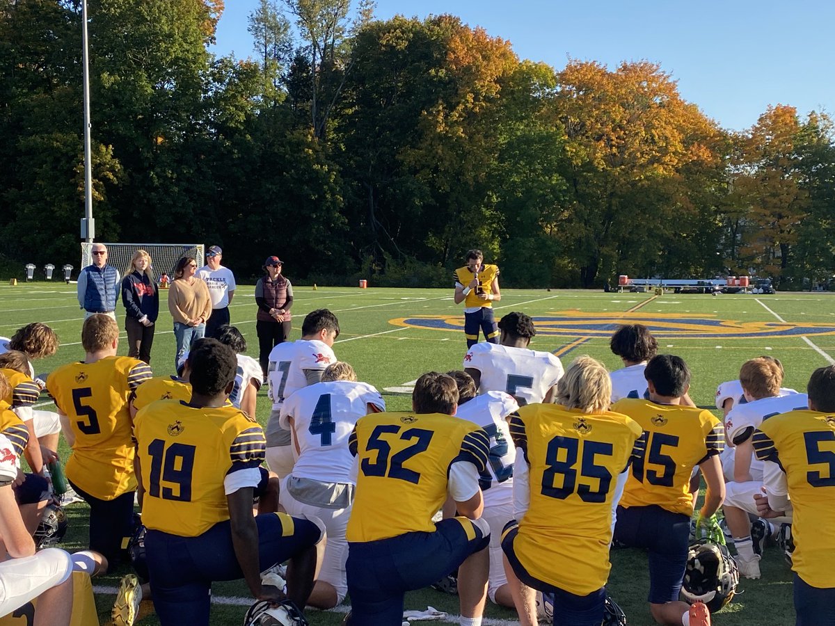 TPSHOS's tweet image. Great show of respect and sportsmanship in honor of two young men who lost their battle with cancer. The game was dedicated to them and in support of cancer research. @TrinityPawling⁩ ⁦@Kent_School⁩