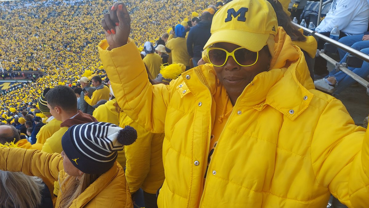 samriddle tweet media