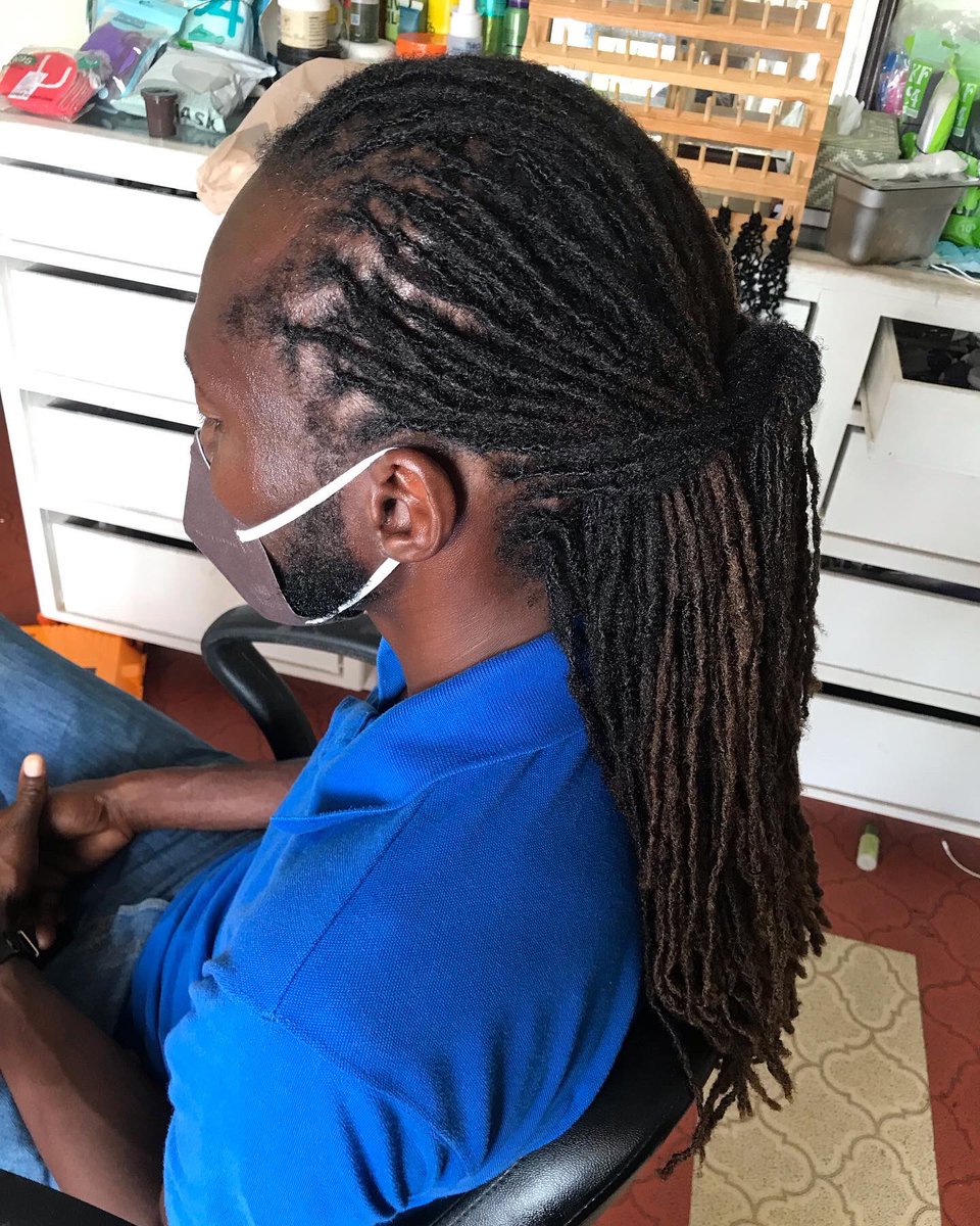 RnaturalbeauT's tweet photo. It was wayyyyy too long……a long overdue interlock #riasnaturalbeauty #naturalhair #naturalbeauty #interlocking #interlocs #locs #locslife #brandnew https://t.co/Oof04SPOmj