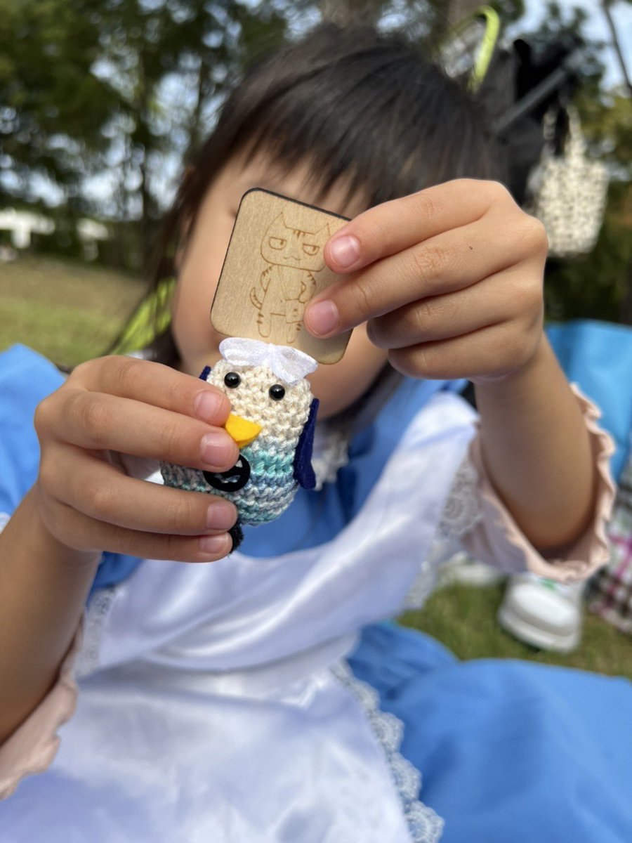 grp503mk's tweet photo. 1日目雑貨村atちび子達連れて楽しみましたよ
ちび子はアリスに変身☺️色んなブースで目がキラキラ(ღ✪v✪)
ちび子の今回お気に入りは水色だったのかな?魔法の杖を持ってご満悦💕
#雑貨村at
#魔法あいてむfafan
#flaver
#茨城県植物園
#村フォト https://t.co/snq17B4r4F