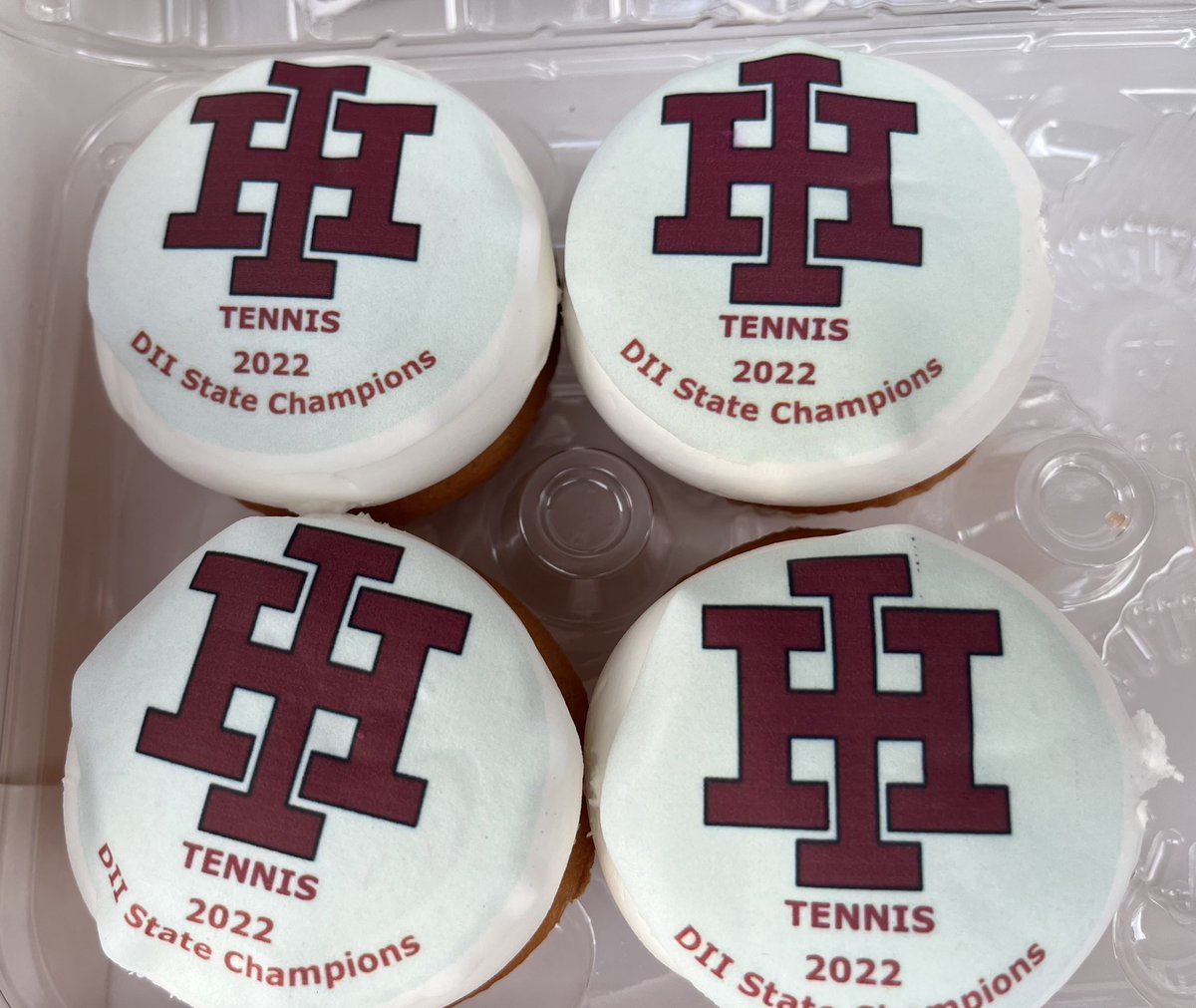 ihsuperbrave's tweet photo. Celebrating our @indianhillmten state champs with their rings this evening! So proud of this group, their families, and our coaches! Go Braves! #IHPromise https://t.co/ytImEV0N8V