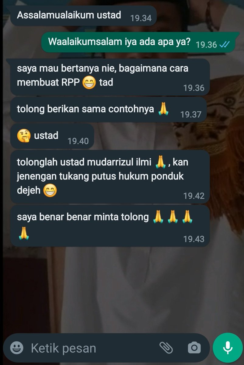 27Izzul's tweet photo. Semalam ada orang tiba" chat tanpa perkenalan, dan langsung minta tolong aneh". Omongnya juga berlebihan 😏 padahal aku bukan ustadz apa lagi pemutus hukum, terus apa hubungannya dg rpp ya?
Akhirnya aku tetep gk nanya nama, karena aku gk pengen kenal orang model gini 🥱 https://t.co/GVUXzdNmOI