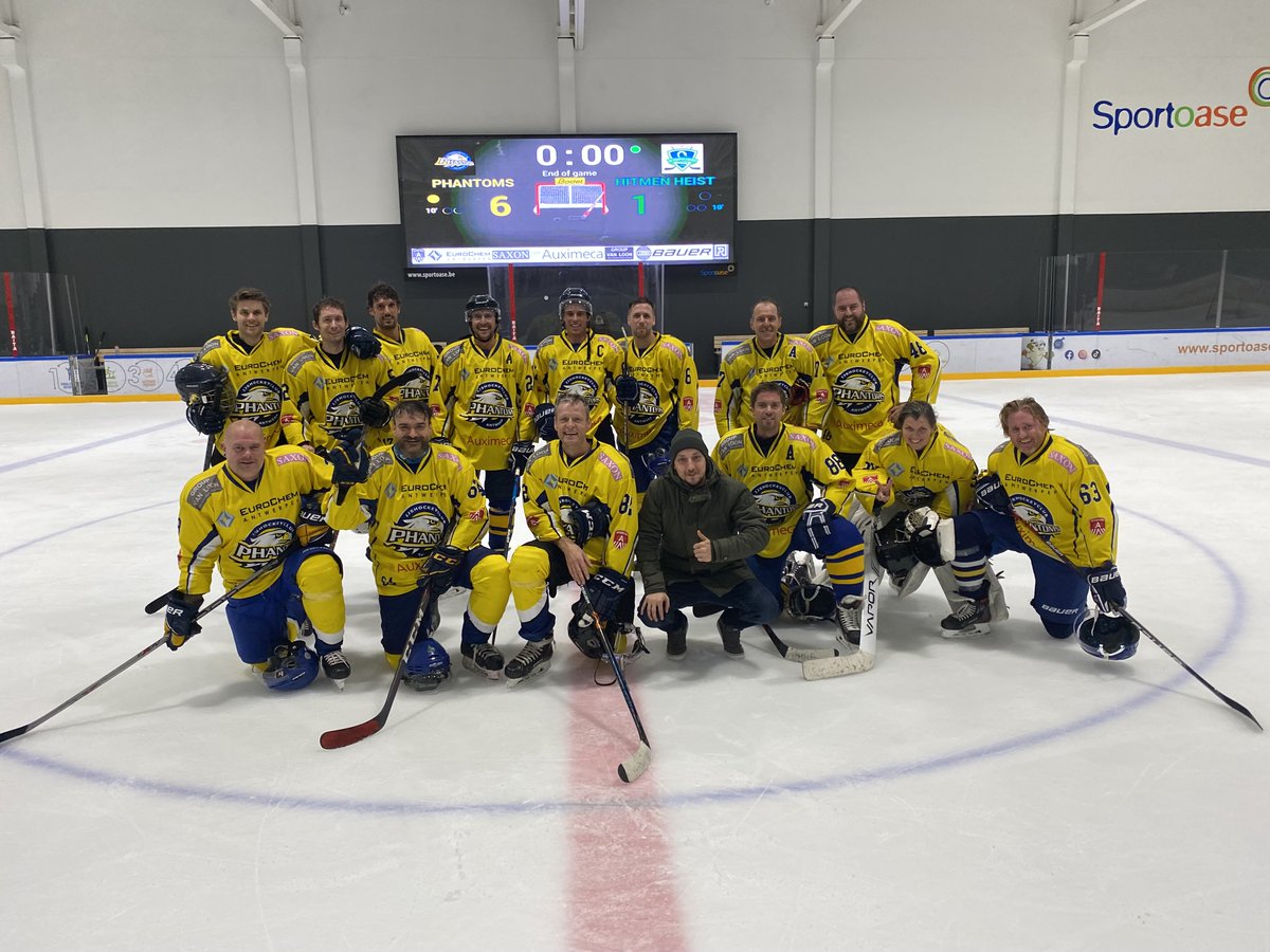 #ANTWERPPHANTOMS (@antwerpphantoms) on Twitter photo SCOREBORD WE 14-16/10/2022
Topweekend voor onze seniorteams!
DIV1 vs. Mechelen Whales: 9-2 💪
Heist Flashguns B vs. DIV2: 5-8 💪
DIV3 vs. Heist Hitmen: 6-1 💪
DIV4 vs. Liège Bulldogs: 4-3 💪
<a href="/SportingA_/">Sporting A</a> <a href="/SportVlaanderen/">Sport Vlaanderen</a> <a href="/gvasport/">GVA Sport</a> <a href="/hlnsport/">HLN Sport</a> <a href="/nieuwsbladsport/">Nieuwsblad Sport</a> SCOREBORD WE 14-16/10/2022
Topweekend voor onze seniorteams!
DIV1 vs. Mechelen Whales: 9-2 💪
Heist Flashguns B vs. DIV2: 5-8 💪
DIV3 vs. Heist Hitmen: 6-1 💪
DIV4 vs. Liège Bulldogs: 4-3 💪
<a href="/SportingA_/">Sporting A</a> <a href="/SportVlaanderen/">Sport Vlaanderen</a> <a href="/gvasport/">GVA Sport</a> <a href="/hlnsport/">HLN Sport</a> <a href="/nieuwsbladsport/">Nieuwsblad Sport</a>