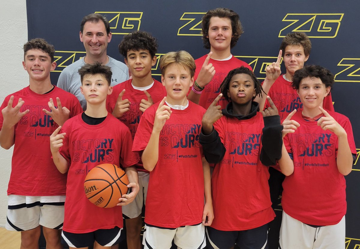 zg_newengland's tweet photo. ๐Champion Alert๐
Congratulations to the @teamsims4Life Boys 8th grade! Hard work leads to championship glory!
#ZGFallBrawl https://t.co/lnpxUR69TU