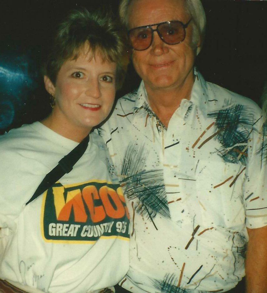 CassieJFox's tweet photo. #Upstate #Memories 1995-96 WCOS Radio-Cassie J. Fox & George Jones & Tracy Byrd #UpperStateFair #BiLoExpo #GreenvilleSC #GeorgeJones #TracyByrd #CassieJFox #Backstage #WCOSRAdio #GoodOlDays #Radio https://t.co/zJQiHuHje6