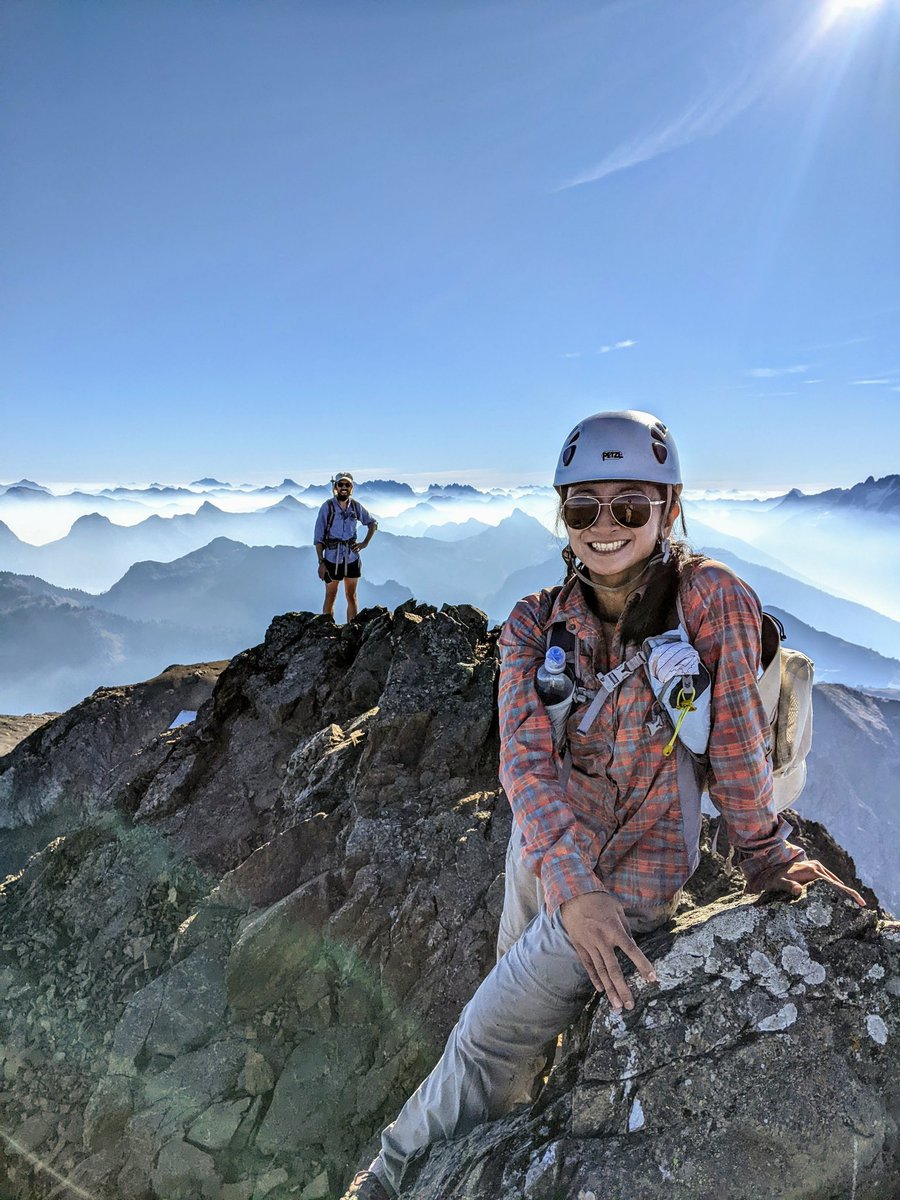 sheilateves's tweet photo. Tomyhoi peak, Mount Baker Wilderness park, 10/15
Gorgeous views abound on this beautiful hike with a heart pumping scramble to the top
#hiking #2022peaks #BeautifulWA https://t.co/dnIVPDOeTo