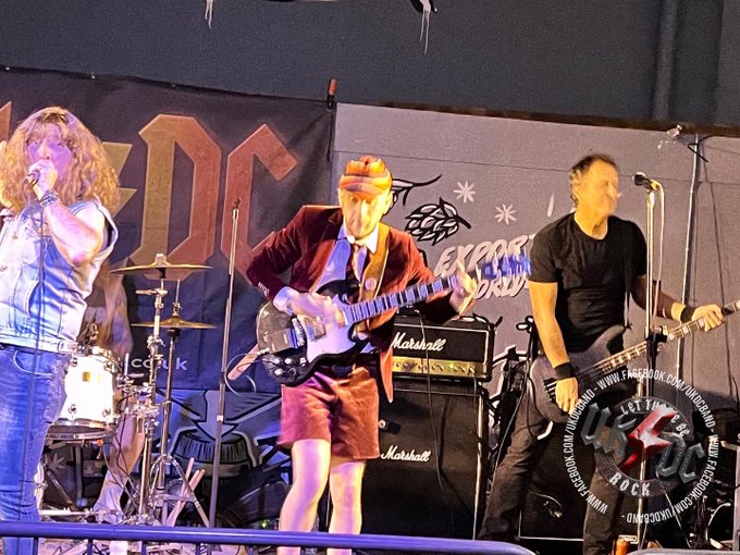 Fabulous night seeing this band xx #ukdc https://t.co/TFzzQ1Av85<a href="/tag/ukdc"class="tags">#ukdc</a>