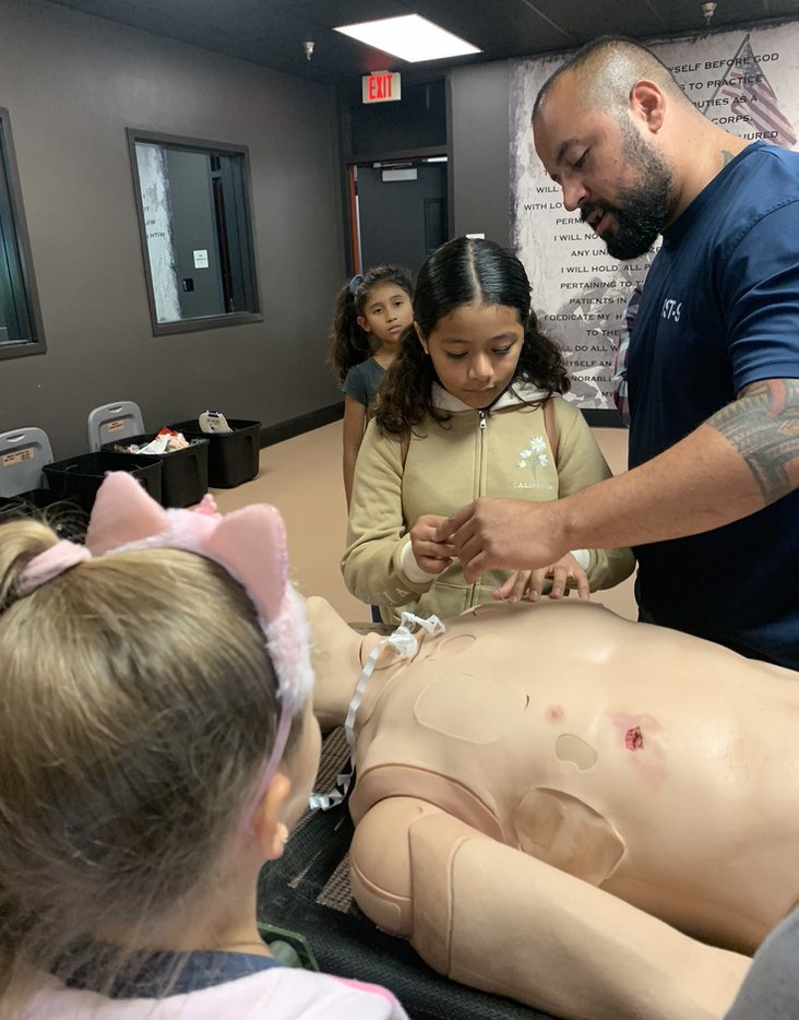Loma Verde 5th &amp; 6th grade students started off the 27th year of our Saturday Scholars program on 10/15 at the Navy Surface Warfare Medical Institute in Balboa Park to learn about medical careers! Excited to partner with US Navy SWMI! @cvesdnews @lomaverdewildcats #lomalearns