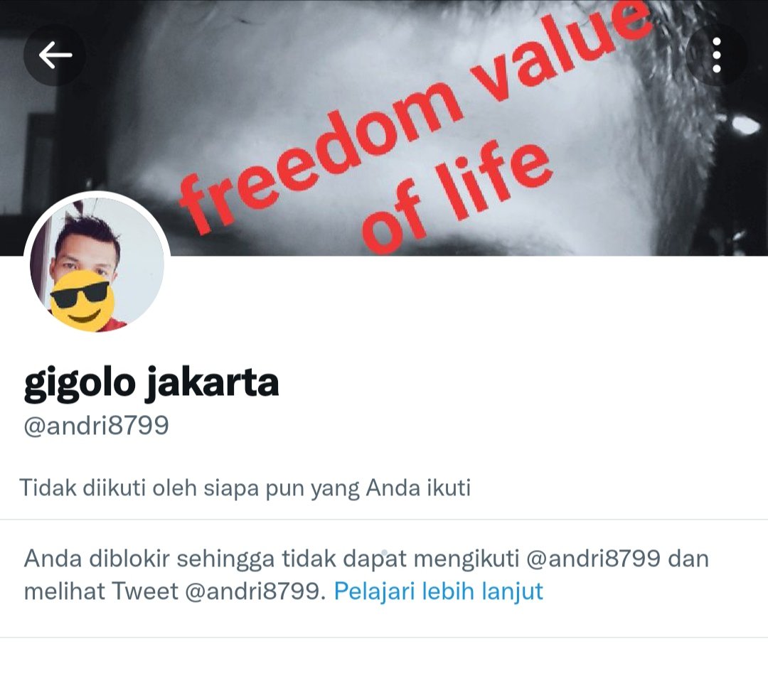 Seperti ini 👉 @andri8799 Akibatnya ngerblokir akun orang sembarangan, hei Ga @gaganotosaurus hati' aja dengan akunmu, bukannya akunmu udah ga terhitung ku gituin...?!,
berdoa saja semoga akunmu pajang umur 😅