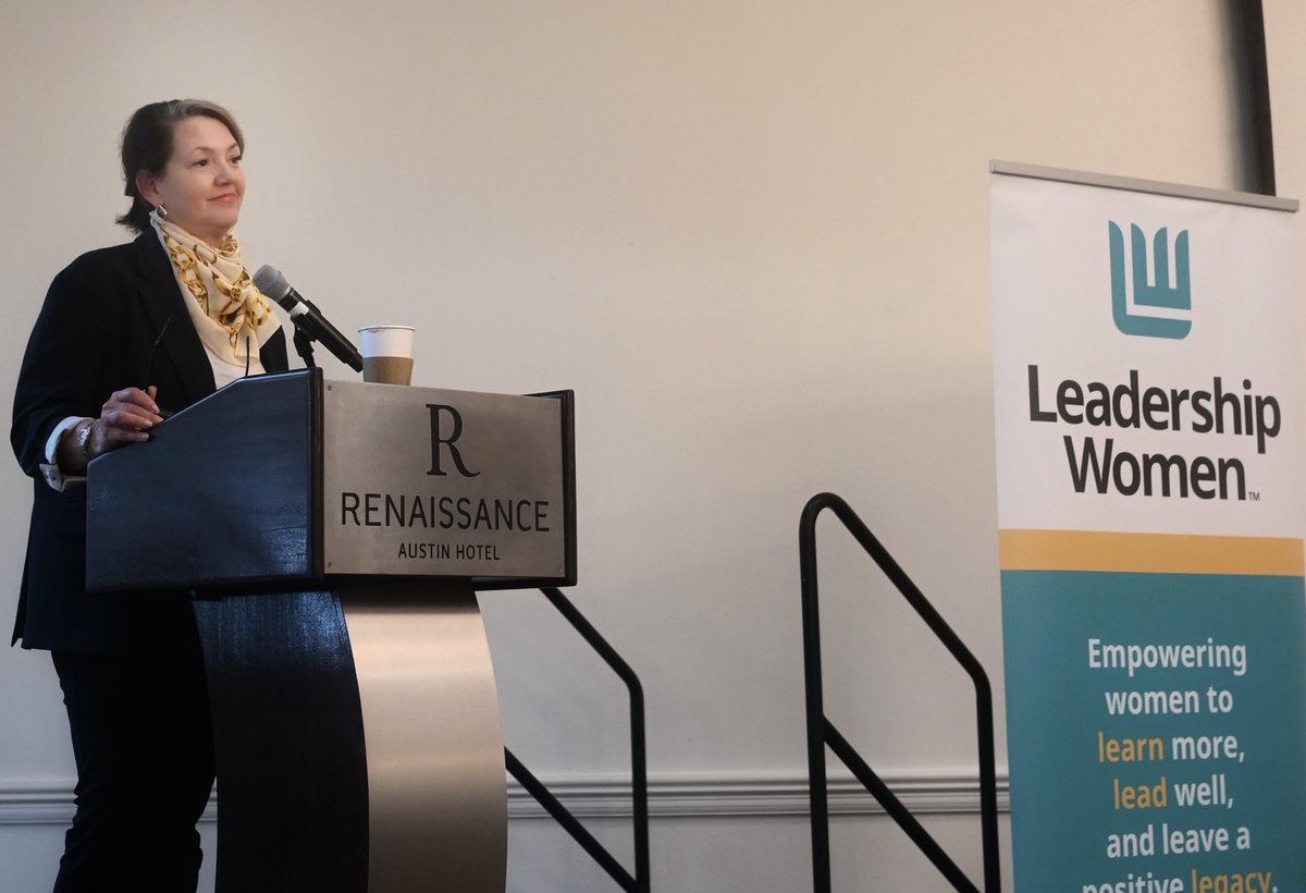 LeadershipWome's tweet photo. Special thanks to Laura J. Huffman, MPA, President & CEO, @AustinChamber for speaking to the class of #LeadershipTexas today. Leadership Notes: 1) show up as your authentic self - and 2) policy & economic issues are complex, so interdependence is key!
#LearnLeadLegacy https://t.co/sYiAJTeEHN
