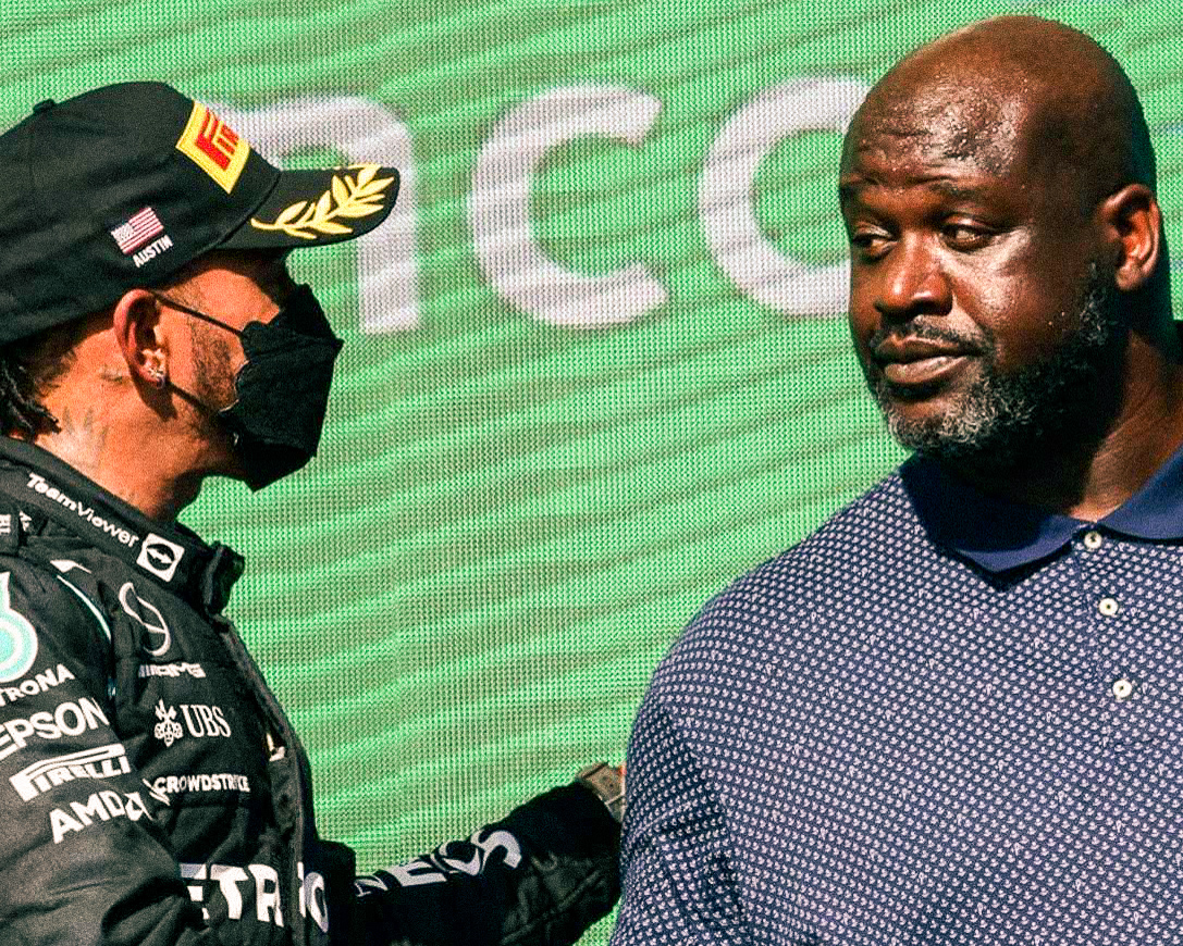 furiousjerseys's tweet photo. Throwback to last year's US Grand Prix where the seasoned vet Shaquille O'Neal took home the win 🏆

He even let Max hold the trophy just to be nice.

.
.
.
.
.

#f1 #formulaone #formula1 #f1fans #f1team #f1driver #djdiesel #shaq #shaquilleoneal #austintx #cota #usgp #tbt https://t.co/ZB6KjKX3Ue