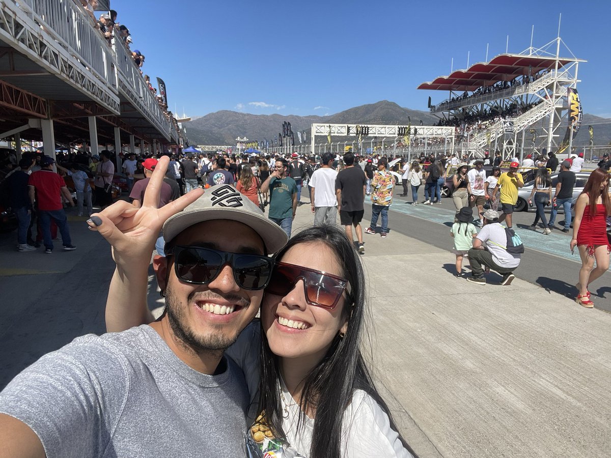 CMillanV's tweet photo. #nmfest #autodromocodegua https://t.co/gWsQAk5udb