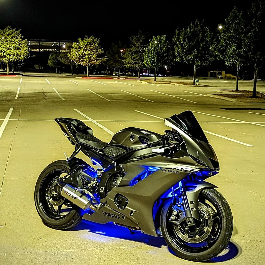 Yamaha R6