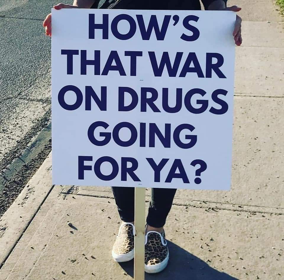 Bluelight Harm Reduction Communities tweet media