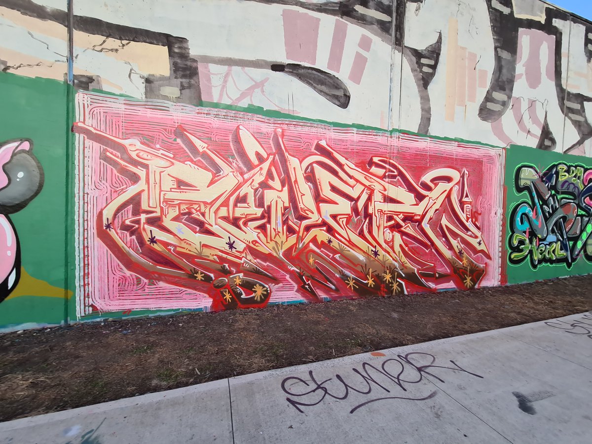 stephanieob797's tweet photo. New Street Art Unearthed episode with Melbourne #graffiti artist #Bailer is now live! 🔥
Bailer is a graffiti OG discussing Melbourne's rich graffiti history and his insane stories in the scene.
Listen here: https://t.co/dmLqIwvMvR https://t.co/YnRCHGW2AP