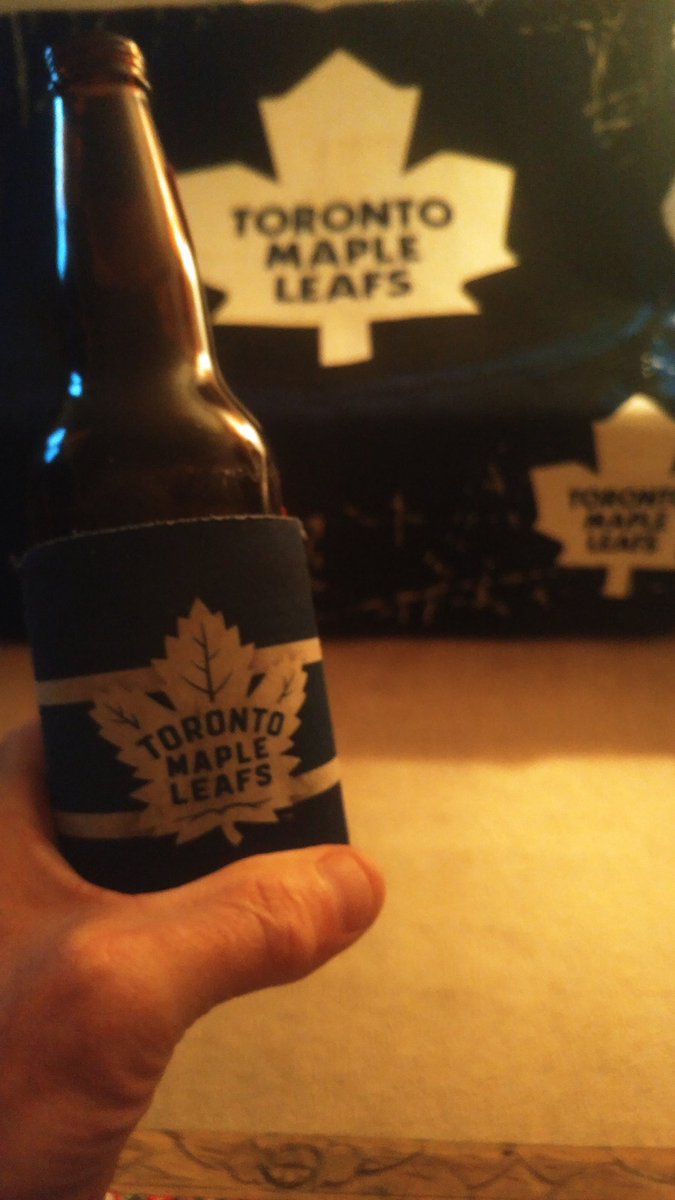 Well good evening my friends.👍😃 Let my weekend begin.. 👊😝😝😝 #LETSGOLEAFS #LEAFSFOREVER