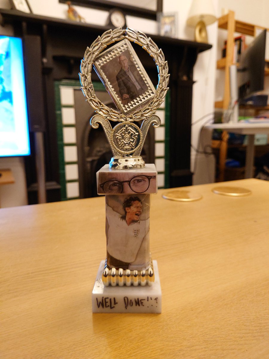 PrashanthSunda3's tweet photo. Hey @GaryLineker , we won a pub quiz tonight and this was the prize 🤣 @TheDBLeamington. https://t.co/63GhCgzJfd