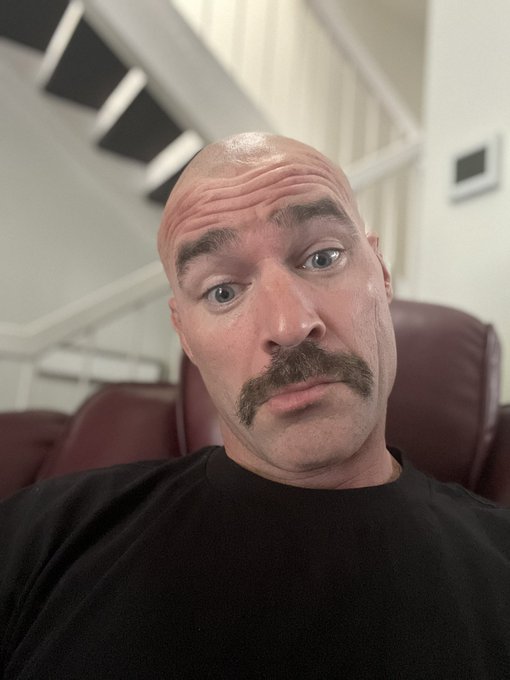 Beard or no beard that is the question. https://t.co/krIEzS9MlR<a href="/tag/subscribersonly"class="tags"><span>#subscribersonly</span></a>