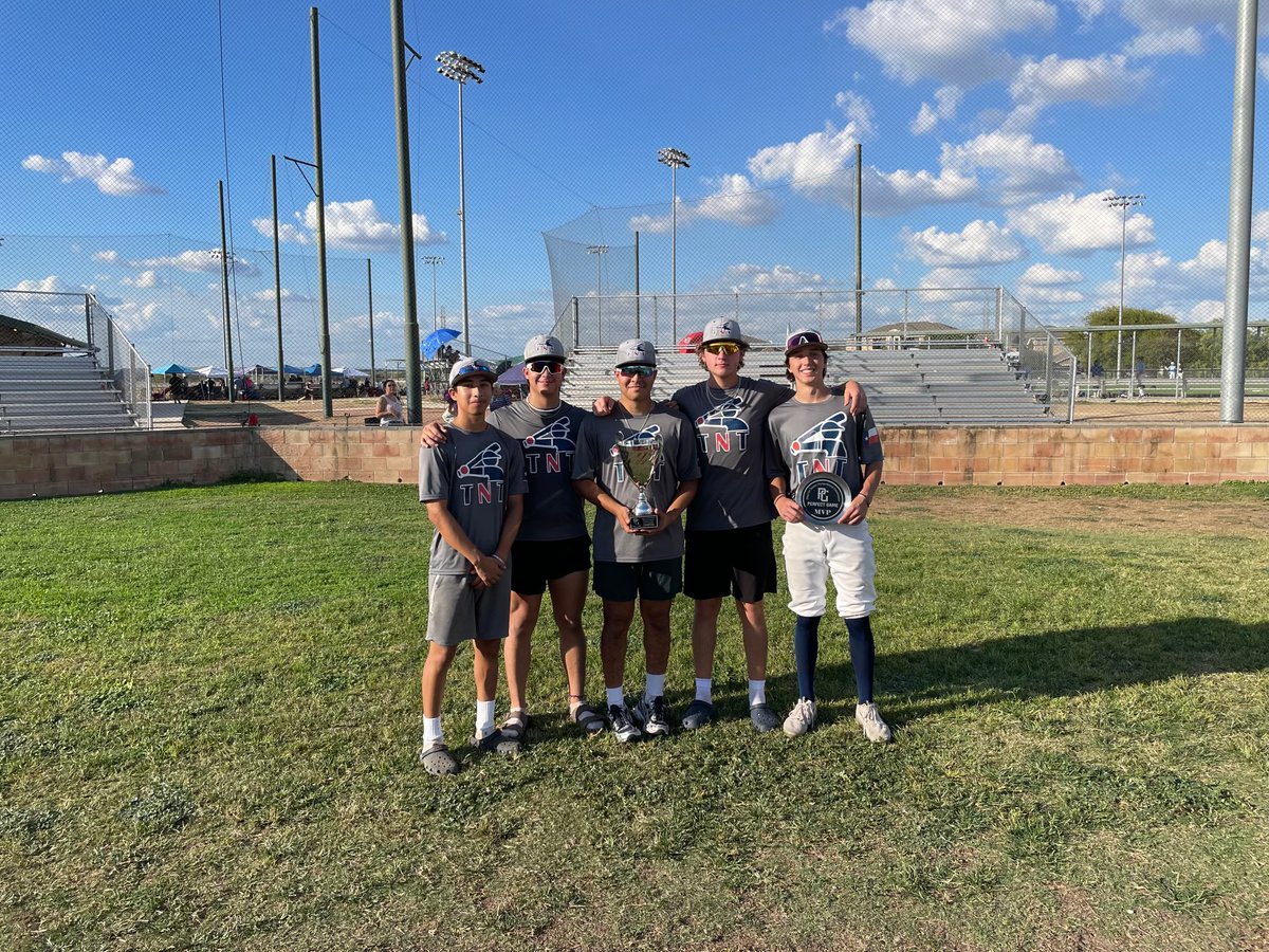 It’s great to see these seniors competing on the weekends. They are going to be a huge part in our season! Keep grinding ⁦⁦<a href="/leeneisd/">LEE VOLUNTEERS</a>⁩