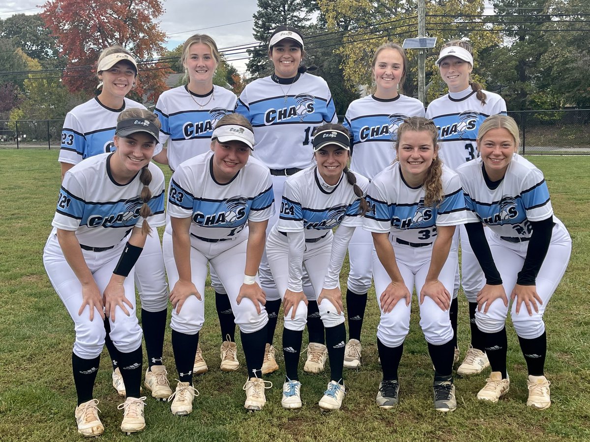 Girls did very well at Team NJ Fall Classic over the last three days going 5-0-1.  Scored 37 runs and only allowed 9 runs over 6 games!  Go Chaos!🌪🥎