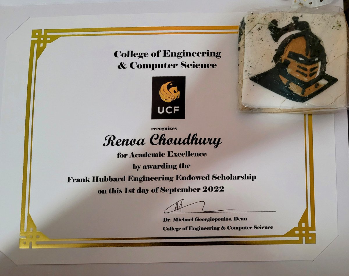 Sunday morning started with a nice gesture (and a slightly broken cookie) from <a href="/UCFCECS/">UCF Engineering</a> 

#UCFMAE #UCFKnights