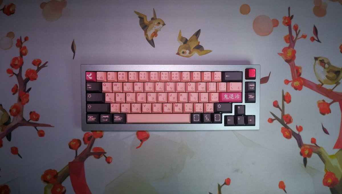 Shadyeski's tweet photo. MW Demon Girl keycaps are just 🤌 amazing https://t.co/1NyW7PVncw