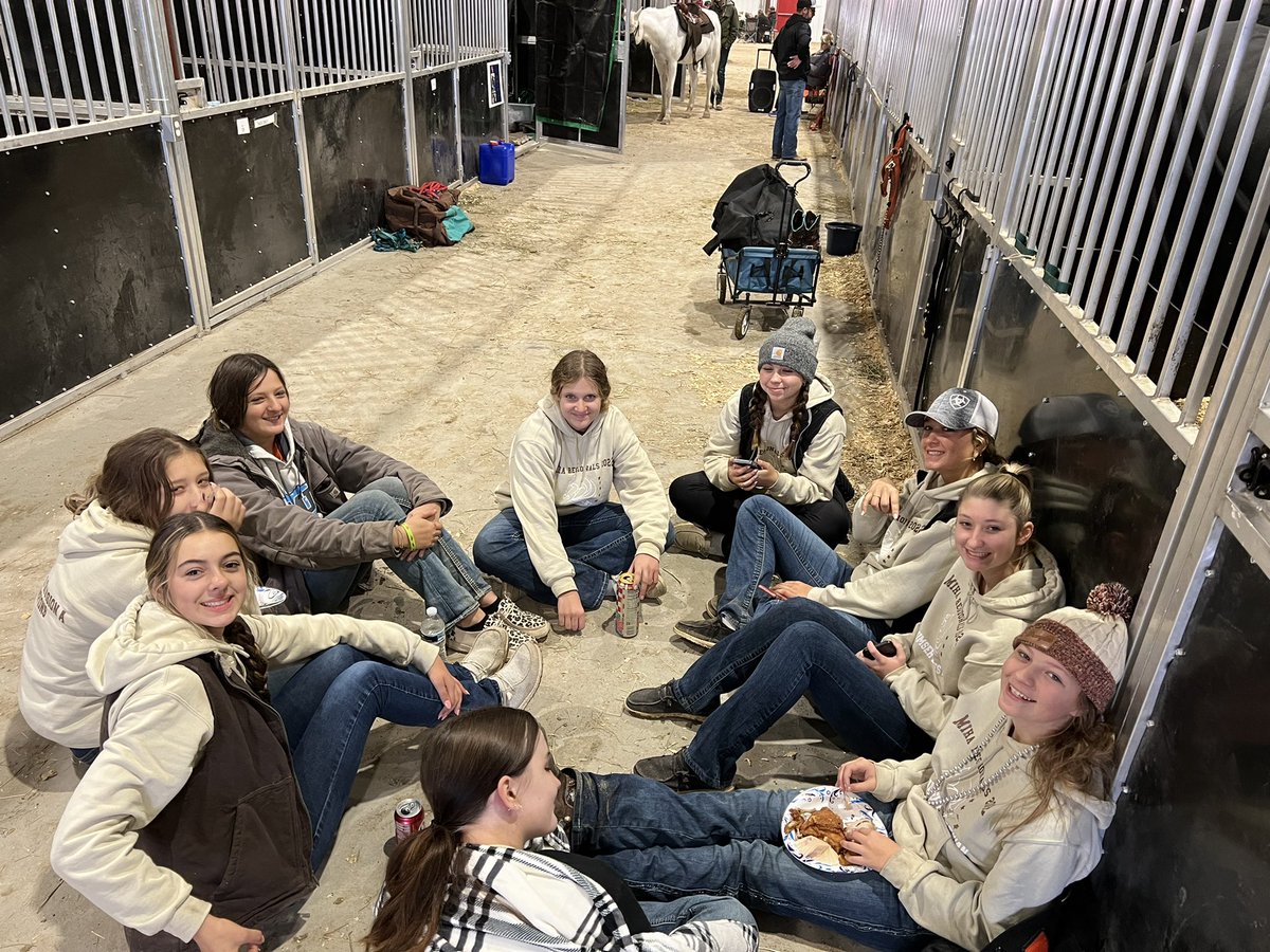 Tecumseh High School Equestrian Team tweet media