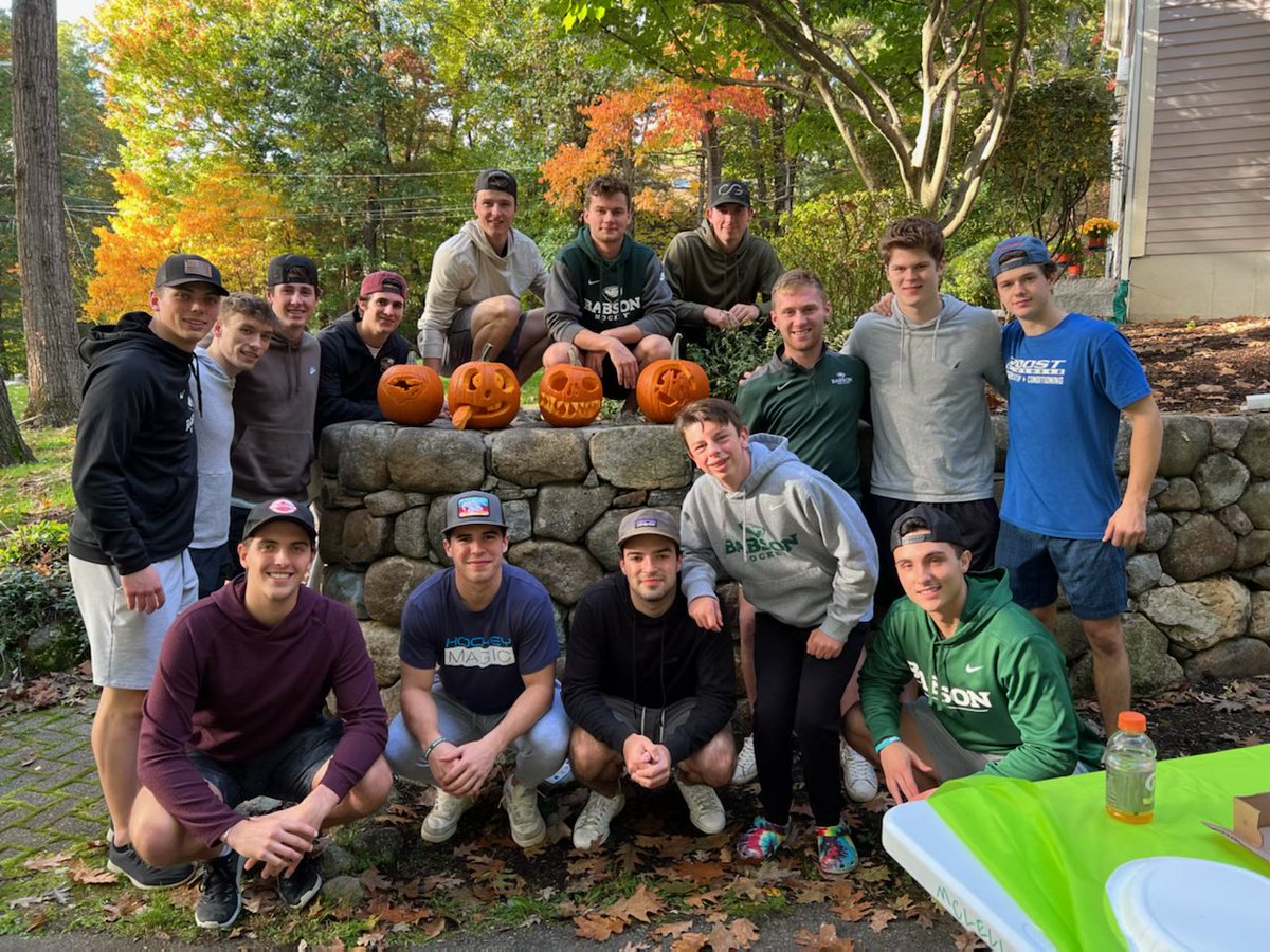 Great tradition of carving pumpkins with Coleman, means the season is upon us! Perfect day! ⁦@walsh_nanci⁩ ⁦@GoTeamIMPACT⁩