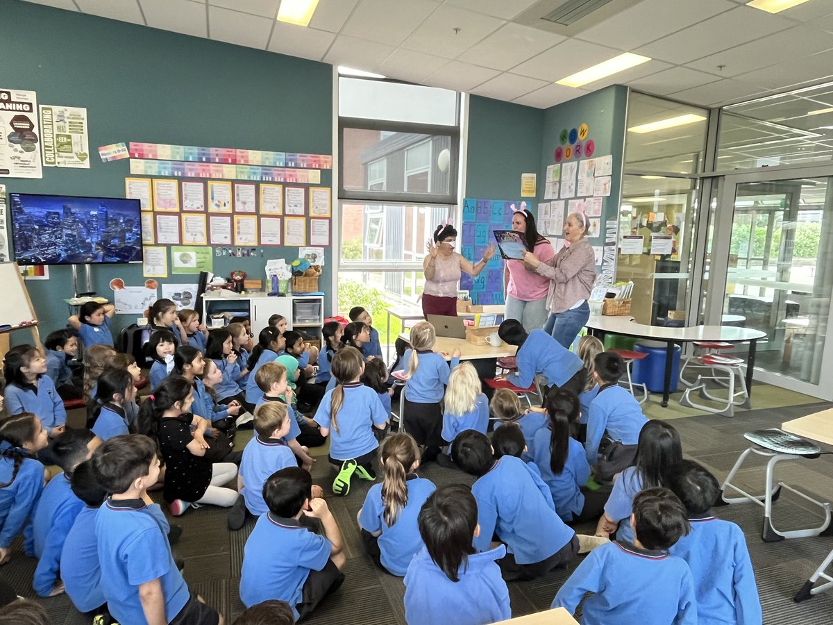 Our fabulous energetic junior teachers planting provocations to promote curiosity and questions <a href="/StonefieldsSch/">Stonefields School</a> #breakthrough