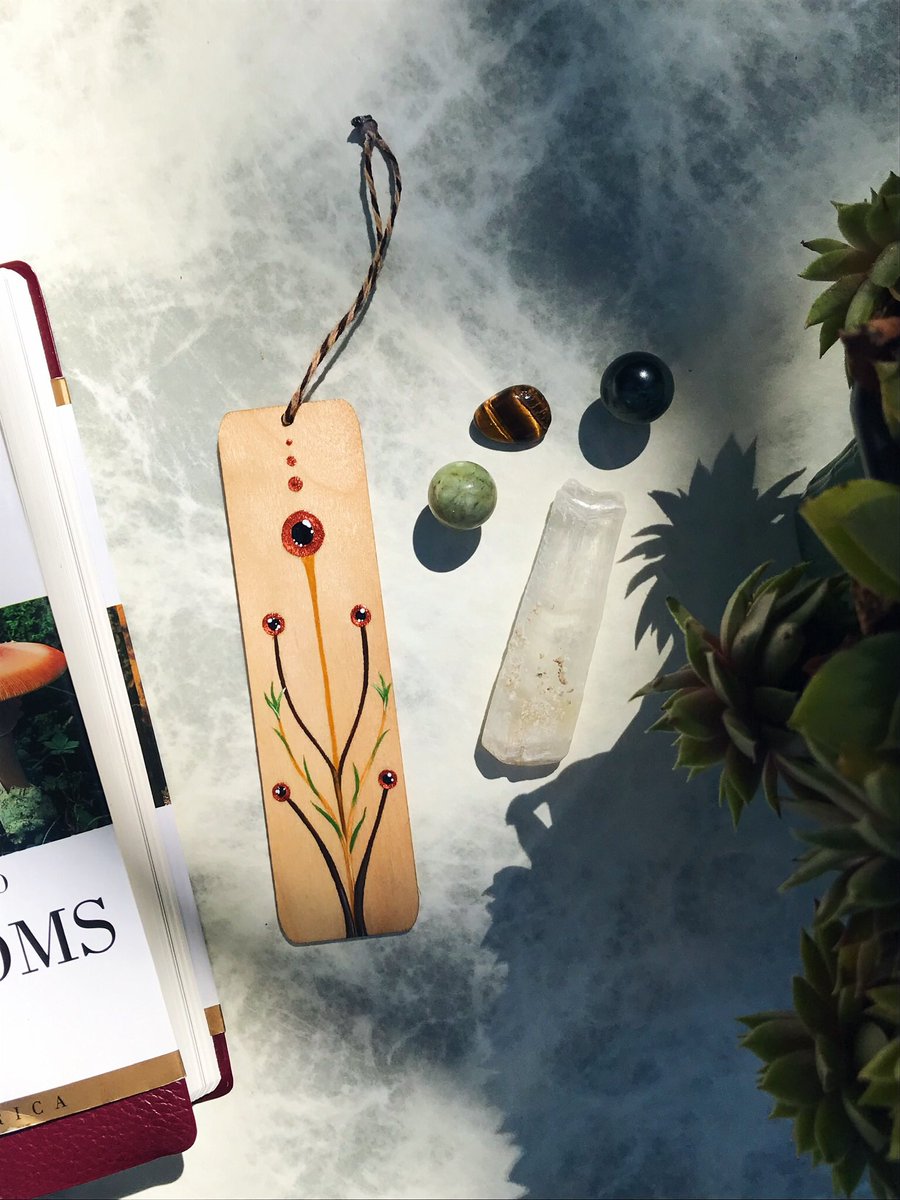 trishtheartist's tweet photo. happy sunday to my mushroom lovers! bookmarks are available to keep you company during your reading sessions 📚 https://t.co/qNE5tVTLmW