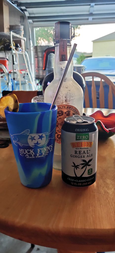FatDoxieBrew's tweet photo. #BecauseJaguars 🍸 https://t.co/qFORALpSjB