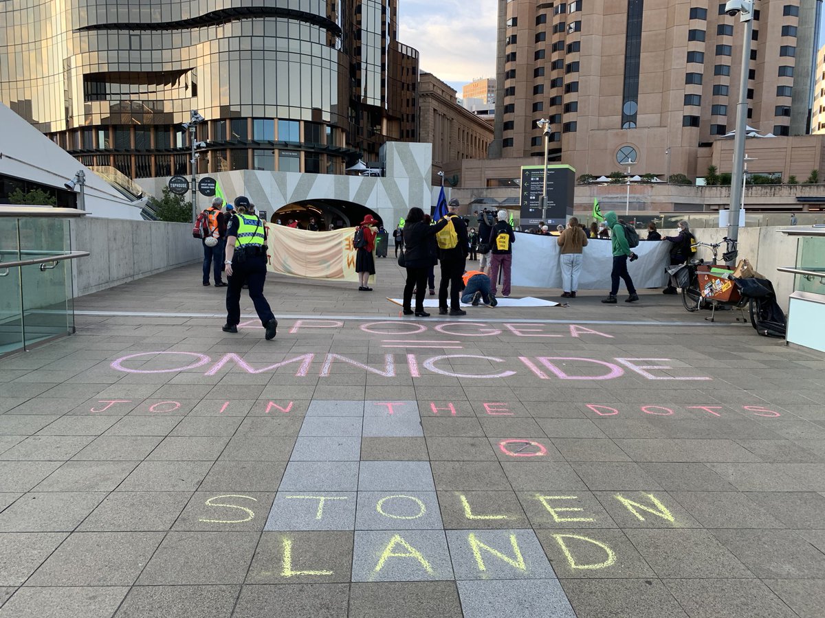 DemOnTheStreets's tweet photo. APOGEA = OMNICIDE
🔴#StolenLand
🌎Connect the #DOTS https://t.co/q8ljl9c2pI