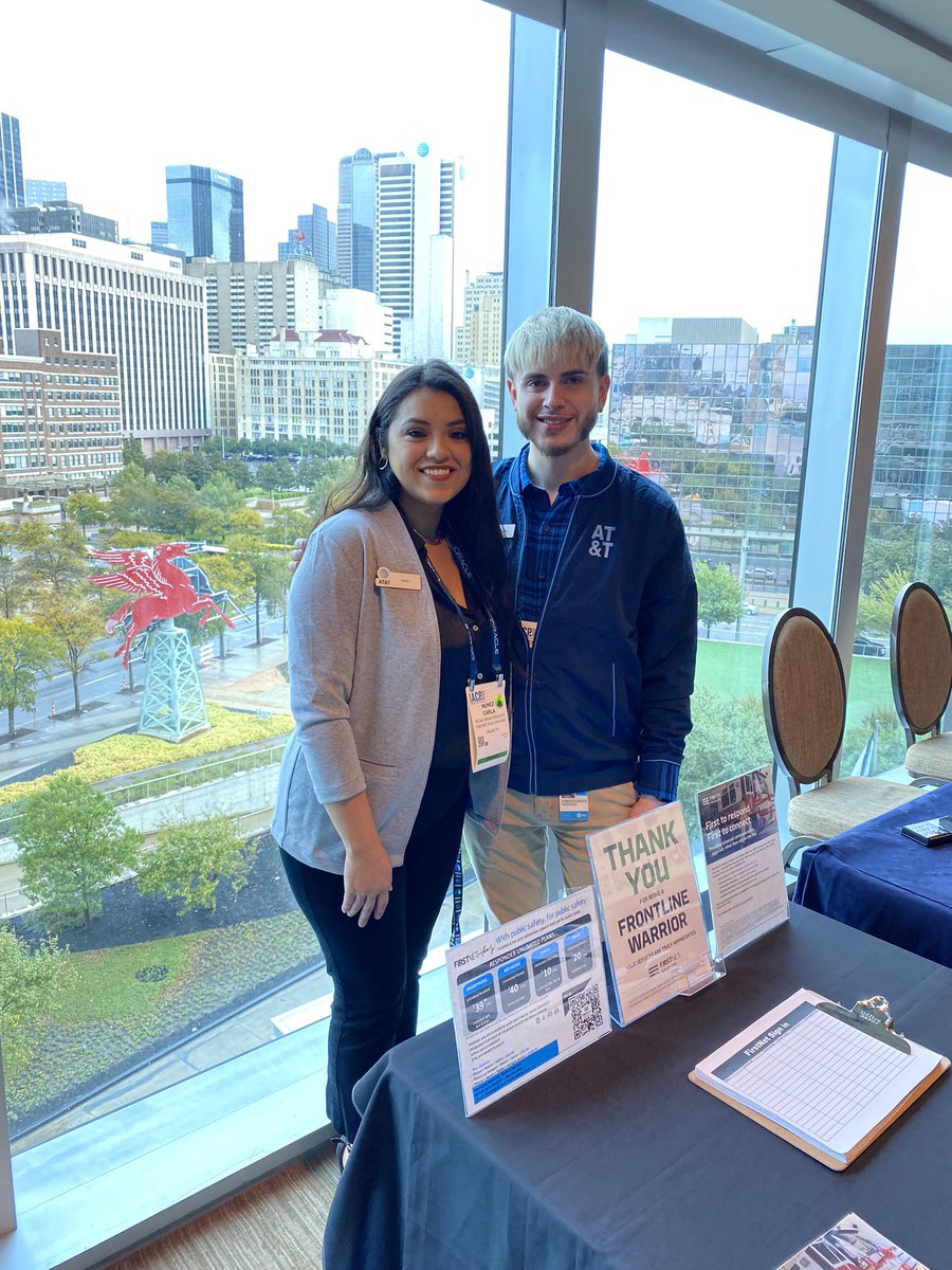 chriispdm's tweet image. Had a blast today getting to chat it up with all the first responders at IACP @FirstNet @Brandon_NTX @Angelinemiguel1 @ForteQiana1 @TheRealJTNTX @JSmthNTX @Rainey_5335 @viangreen411 Can’t wait to hit the block tomorrow with all these hot leads! #NTX #FirstResponders #AddyGang