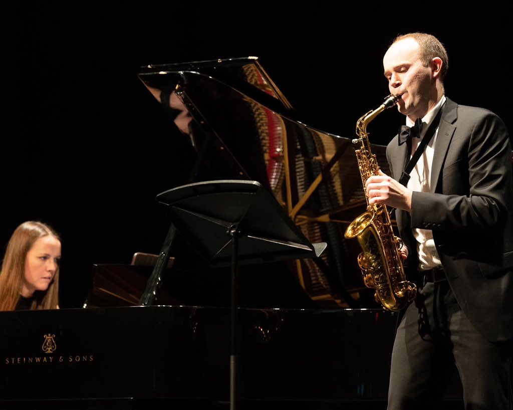 U-M School of Music, Theatre & Dance (@umichsmtd) on Twitter photo Congrats to <a href="/UMichSax/">UMich Sax Studio</a> members & alumni. The program had a historic showing @ the <a href="/naumburgfound/">Naumburg Foundation</a> Saxophone Competition!
Valentin Kovalev (co-1st prize)
Chance Stine (2nd prize)
DMA student Walt Puyear (finalist/honorarium)
📸 Brian Hatton
#umicharts #umichsmtd <a href="/michiganalumni/">Alumni Association of the University of Michigan</a> Congrats to <a href="/UMichSax/">UMich Sax Studio</a> members & alumni. The program had a historic showing @ the <a href="/naumburgfound/">Naumburg Foundation</a> Saxophone Competition!
Valentin Kovalev (co-1st prize)
Chance Stine (2nd prize)
DMA student Walt Puyear (finalist/honorarium)
📸 Brian Hatton
#umicharts #umichsmtd <a href="/michiganalumni/">Alumni Association of the University of Michigan</a>