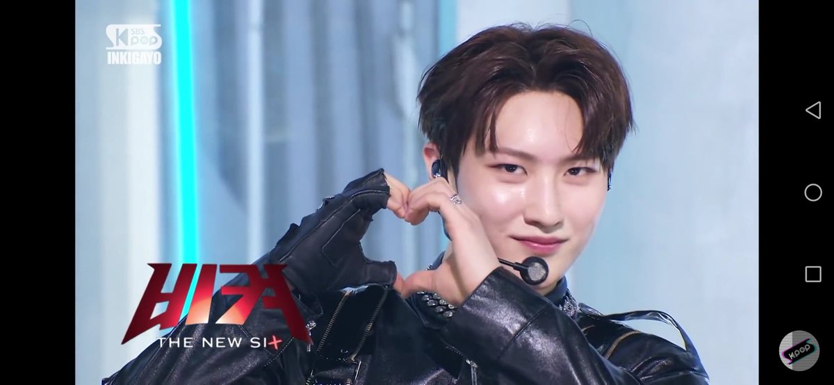 Castle_J_mcnd's tweet photo. He's the cutest and cutest in the world!! 😭😭♥♥ He's so cute that my heart melts ♥♥♥♥

#TNX #TaeHun #최태훈 https://t.co/C97ggEWicv