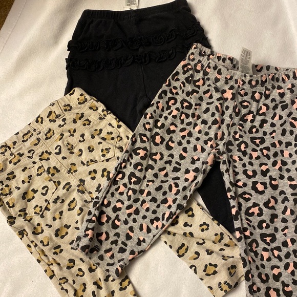 Monaco228's tweet photo. So good I had to share! Check out all the items I'm loving on @Poshmarkapp #poshmark #fashion #style #shopmycloset #fashionnova: https://t.co/qjfQSqMjjX https://t.co/H6C7vwKsoT