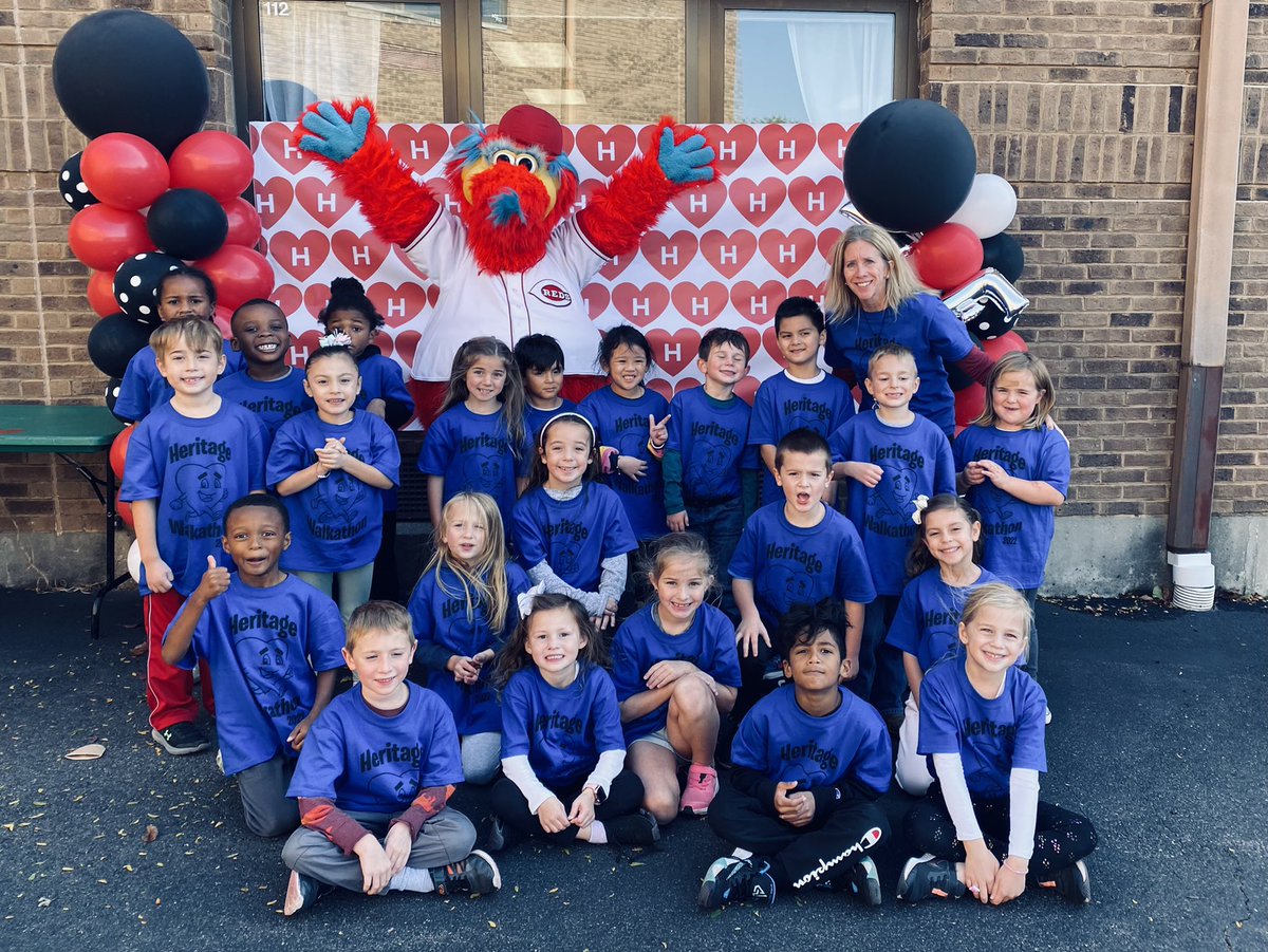 MrsU_1stGrade's tweet photo. A big shout out to @pto_heritage for a fabulous #HECSwalkathon and Spirit Week! #TeamU had a blast! A special thank you to all our adult helpers. So happy to spend the afternoon with you! @HeritageECS #HECSmagic https://t.co/7wiUNwNnY3