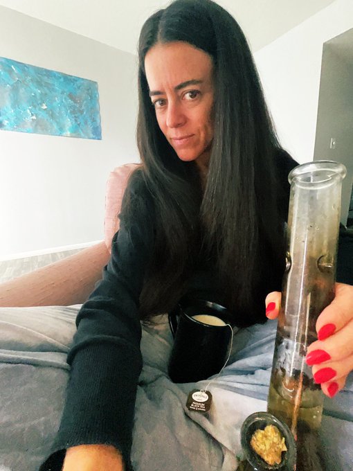 #Sunday #MendoBreath #Twinings #StayTrippy #BongBeauties https://t.co/0yIcB1UACB<a href="/tag/sunday"class="tags">#Sunday</a><a href="/tag/mendobreath"class="tags">#MendoBreath</a><a href="/tag/twinings"class="tags">#Twinings</a><a href="/tag/staytrippy"class="tags">#StayTrippy</a><a href="/tag/bongbeauties"class="tags">#BongBeauties</a>