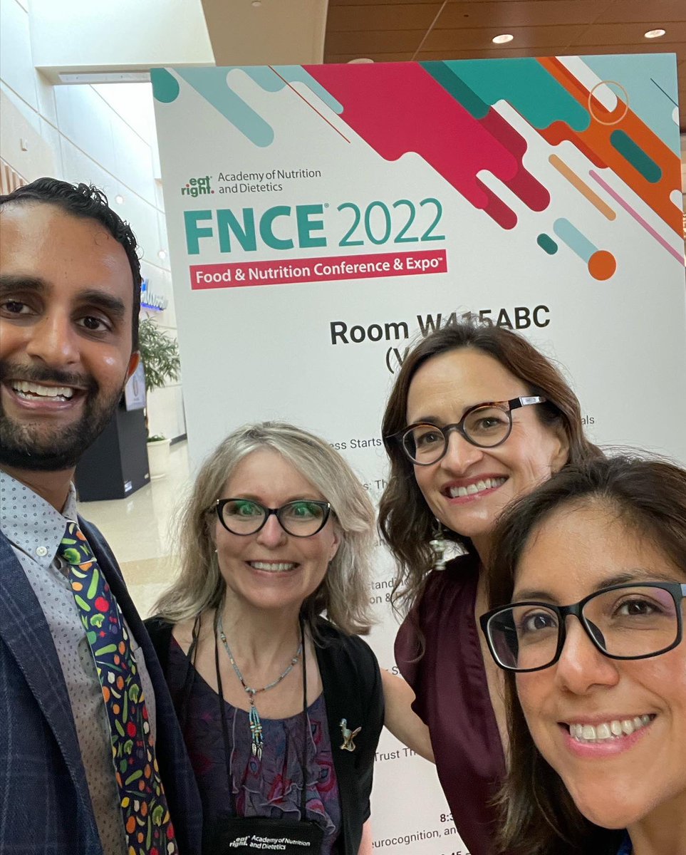 sjoshimd's tweet photo. It was the honor of a lifetime to speak last Sunday at the Academy of Nutrtition and Dietetics’ FNCE @eatrightFNCE in front of >5k ppl on plants in ckd! Thank you to @LilyC_RD @DrMcMacken @eatright @eatrightPRO @RDAnnamarie @sheetalkparikh @VNDPG! https://t.co/1Qlx0SsK8K