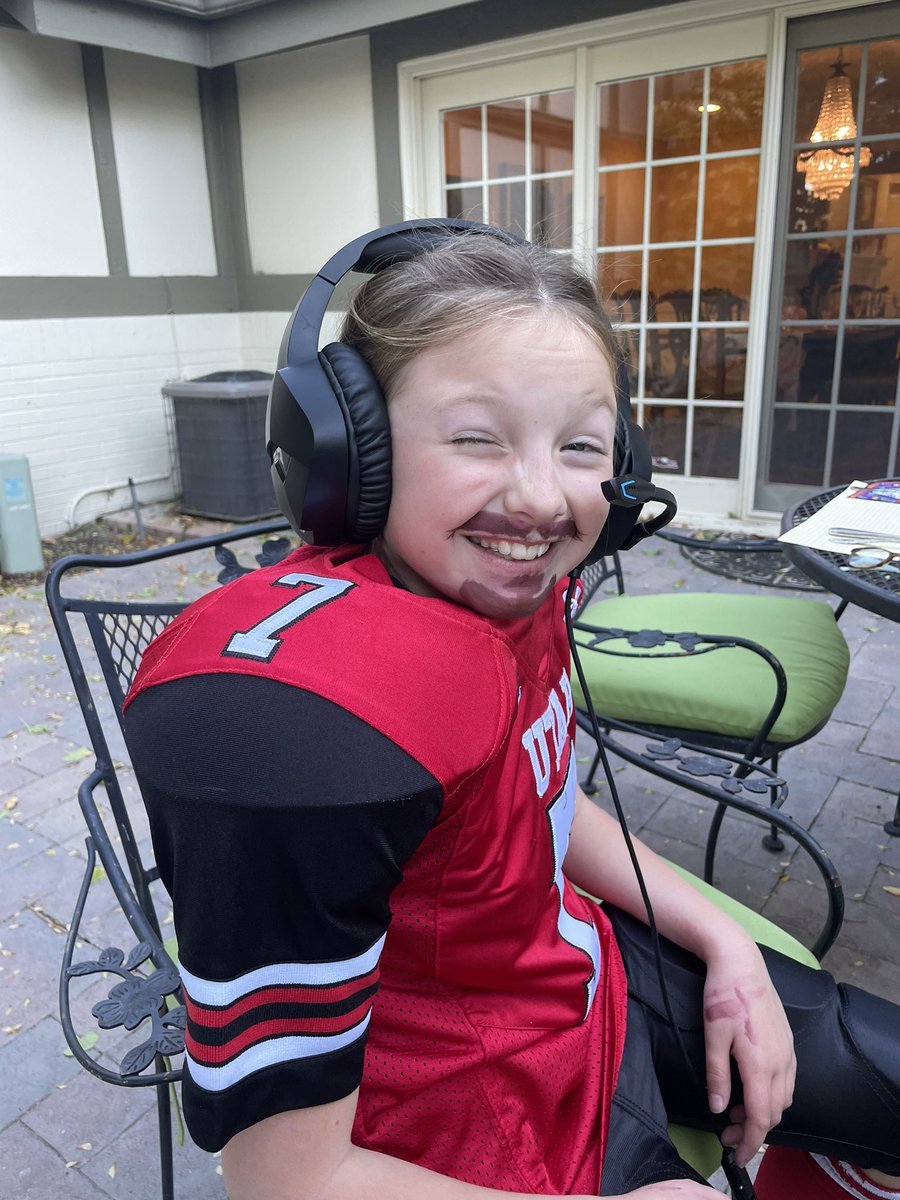 JustaUteFan's tweet photo. Dressed up as her favorite superhero, @crising7!  Thanks for inspiring one of your biggest fans!  We even got @UtahCoachWhitt to pose with her! https://t.co/oJ4rfZiGPn