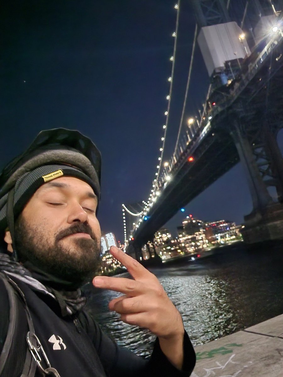 getfaded365's tweet photo. Late night smoke under the bridge #fadedAF https://t.co/tLg4tHhrAk