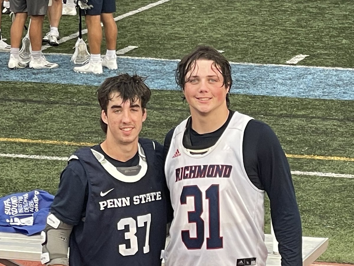 Teammates from 1st-12th now playing against each other in college <a href="/AmericanBoyOrg/">The AMERICAN BOY Project</a> fall brawl.  #DeucestoRangers #Priceless