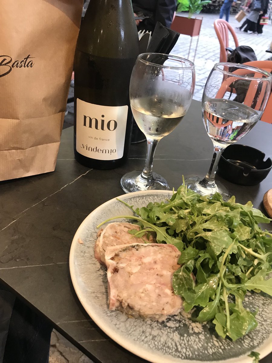 Lite dinner Carte in Lyon Friday nite at a Bichot.