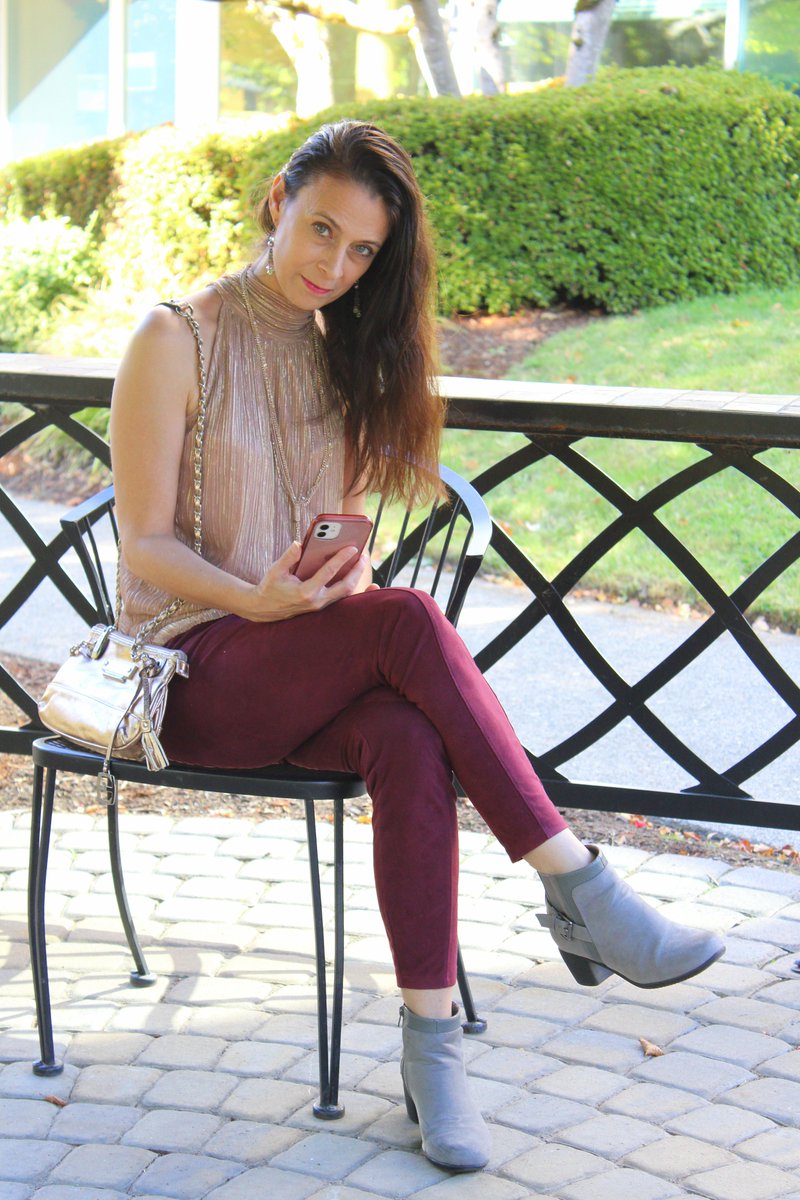 Murtlejordan's tweet photo. Falling into fall outfit #FallStyle #fallfashion #ShopStyle https://t.co/arvj0p5P1S https://t.co/5qs4XanufJ