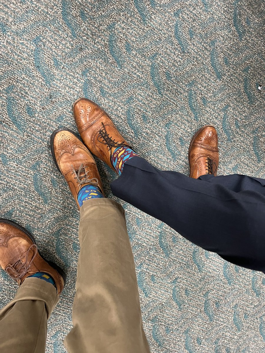 hari_keshava's tweet photo. @RASACS socks in full effect at the So You Think You Can Operate resident skills competition!!! @AmCollSurgeons @AfifKulaylat @pturnermd #SYTYCO22 #ACSCC22 #rasatcc https://t.co/sq9oh9jVGL