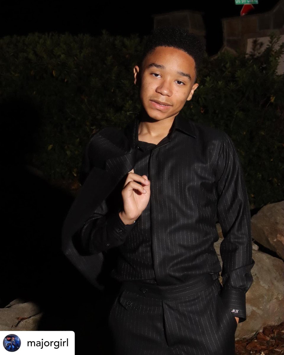 _trtzfnl_TV's tweet photo. #MajorHarris is growing up! 😩 He recently attended his #homecoming #dance. #tipharris #tinyharris 🤵🏽‍♂️🎉 https://t.co/DuOQucwOEg