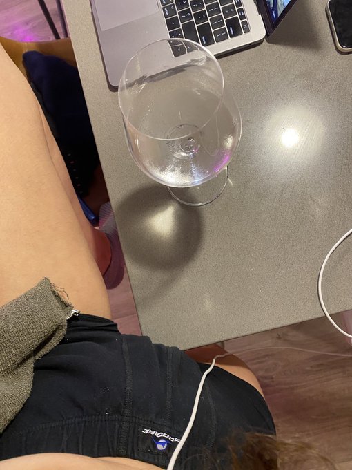 if god doesn&rsquo;t want me to be a whore why does this counter corner align perfectly with my clit? https://t